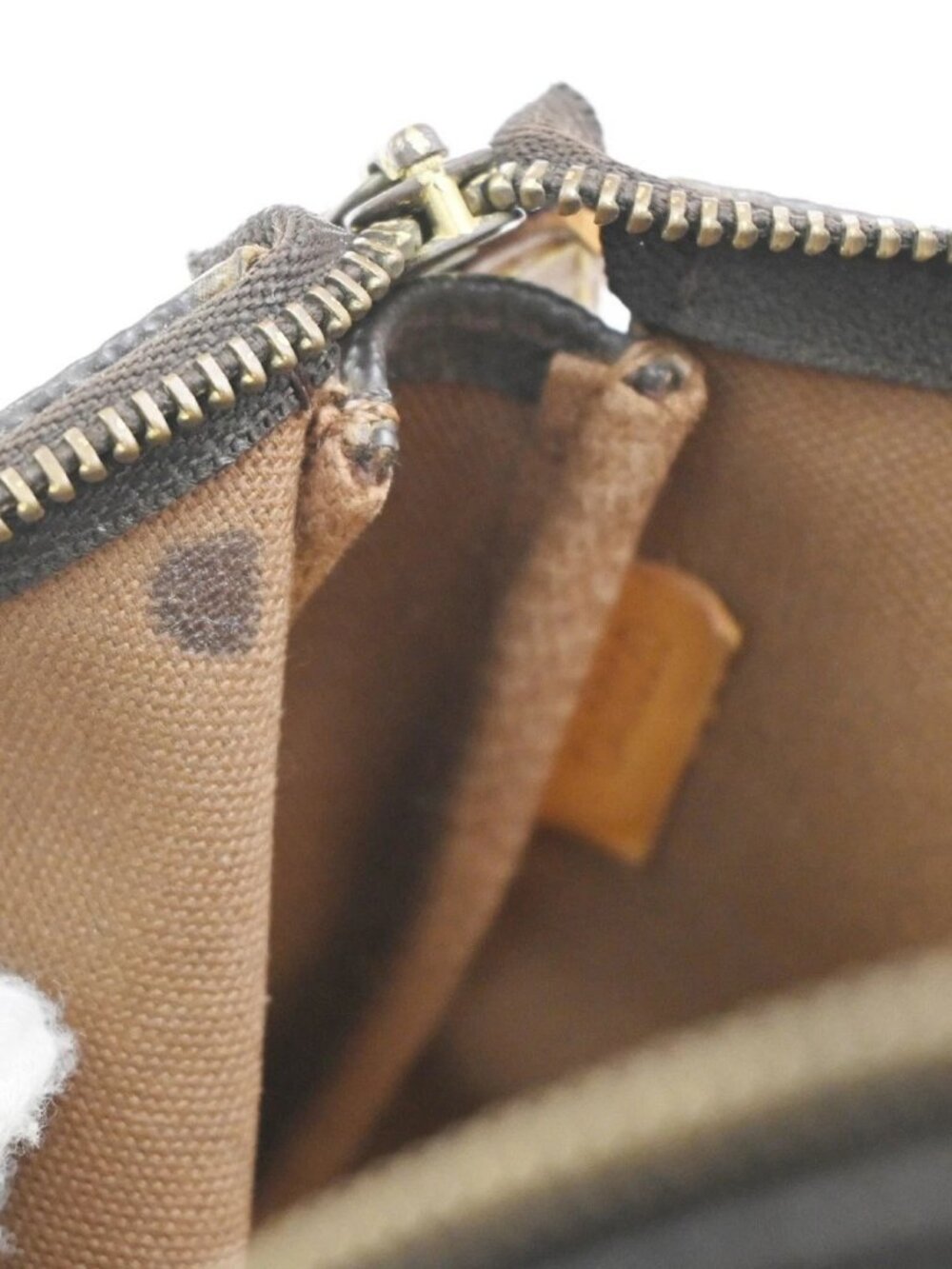LOUIS VUITTON Pochette Accessoires Hand Bag Monogram Leather BN M51980 85MA488 - Picture 15 of 16